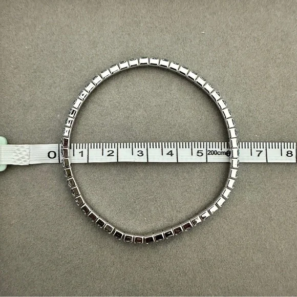 ✨ Swarovski x Crabtree & Evelyn Bracelet | Silver-Tone | BNWT - Picture 5 of 6